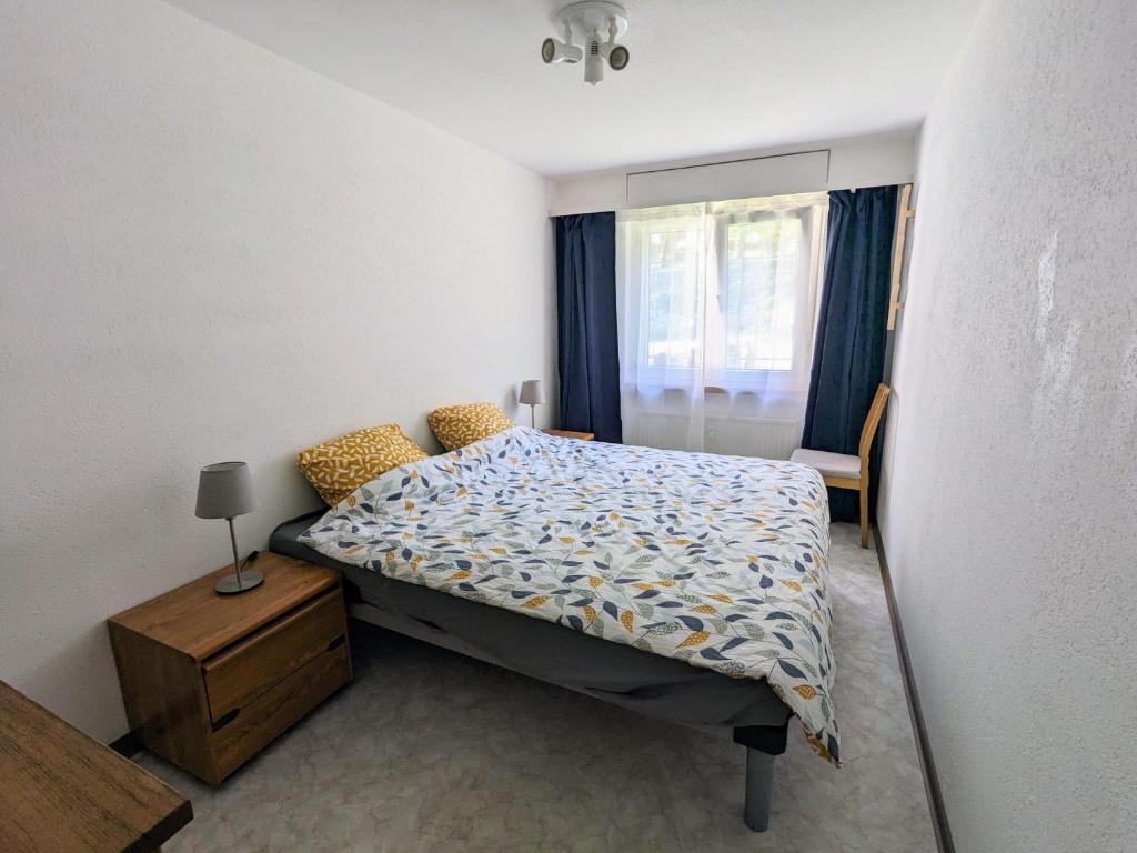 Postel nebo postele na pokoji v ubytování Petit Trianon 1,3 - Grosses Familiennest komplett renoviert