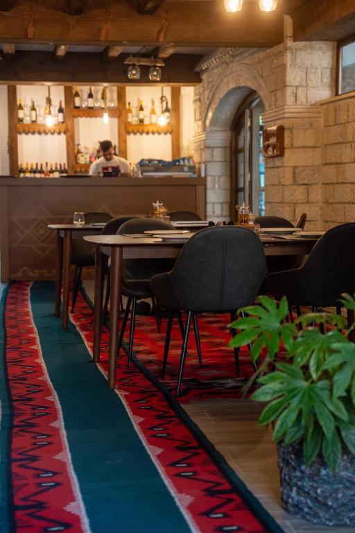 Restaurace v ubytování Hotel Kapllani