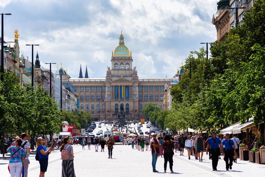 VN48 Suites by Adrez