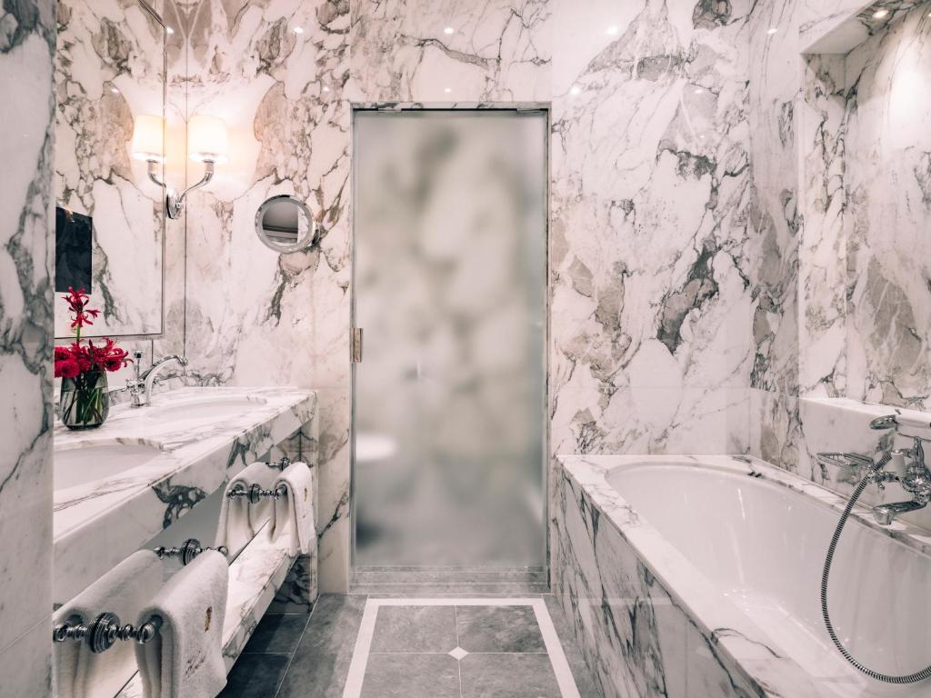 Hotel Sacher Wien - 14