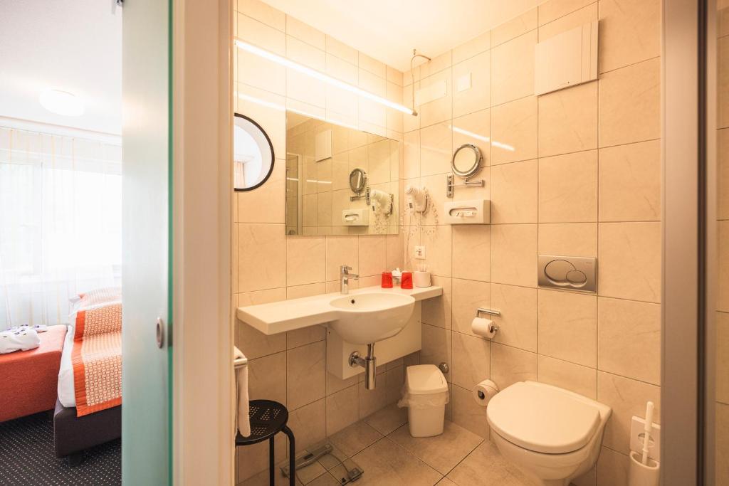 Koupelna v ubytování Hotel Seehof Superior