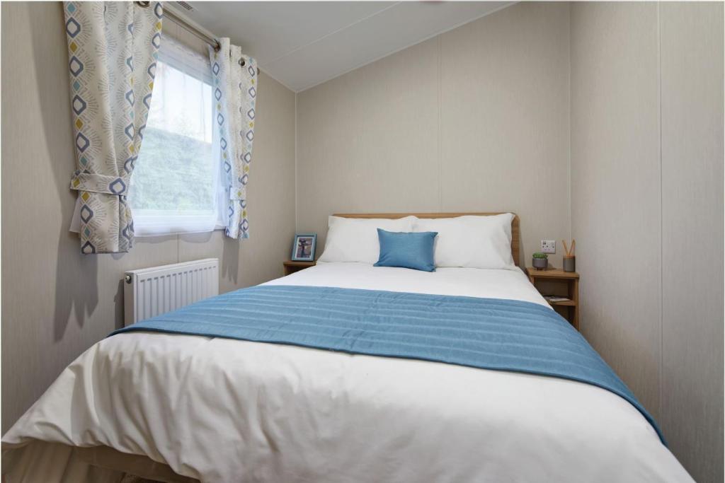 Caravan on Fantastic site - 