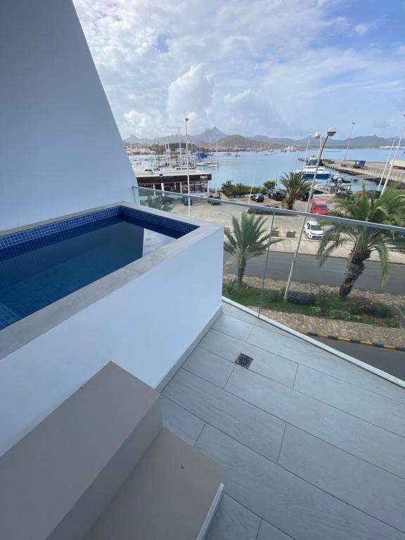 Ouril Mindelo - Suite Avec Piscine Privée