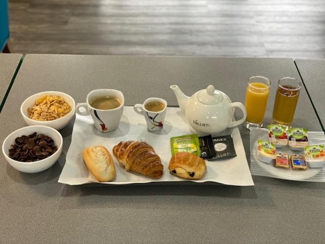 FASTHOTEL A Dijon - Resim 40