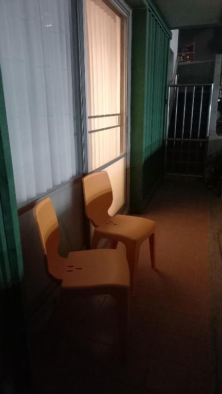 Panoramic City View Room at Silom - 12