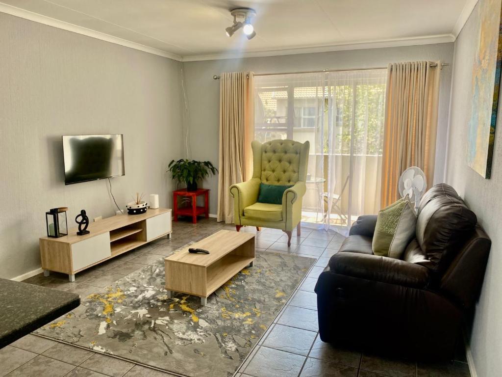 Apartment in Vorna Valley, Midrand, Midrand (updated prices 2024)