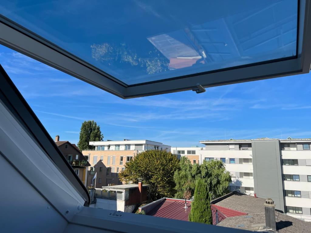 Το κτήριο όπου στεγάζεται  το διαμέρισμα