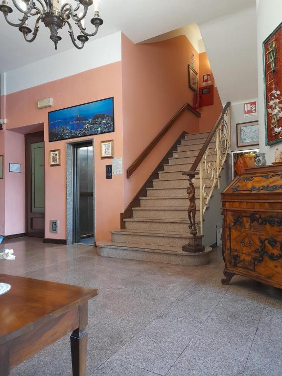 Fotografie z fotogalerie ubytování Hotel Florida v destinaci Arona