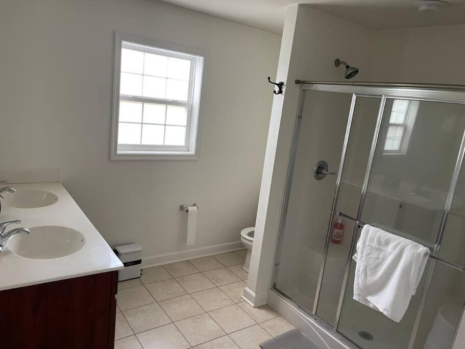 The cozy enchanting escape, Glen Burnie (updated prices 2024)