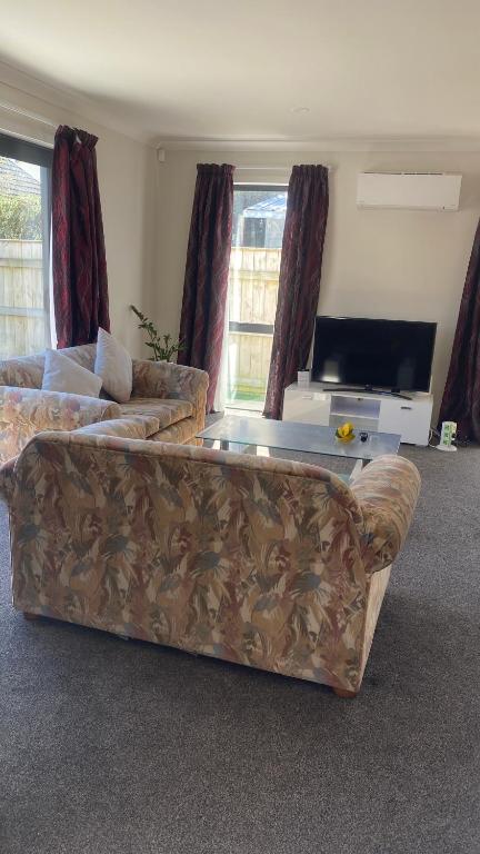 Newly built house - Resim 9