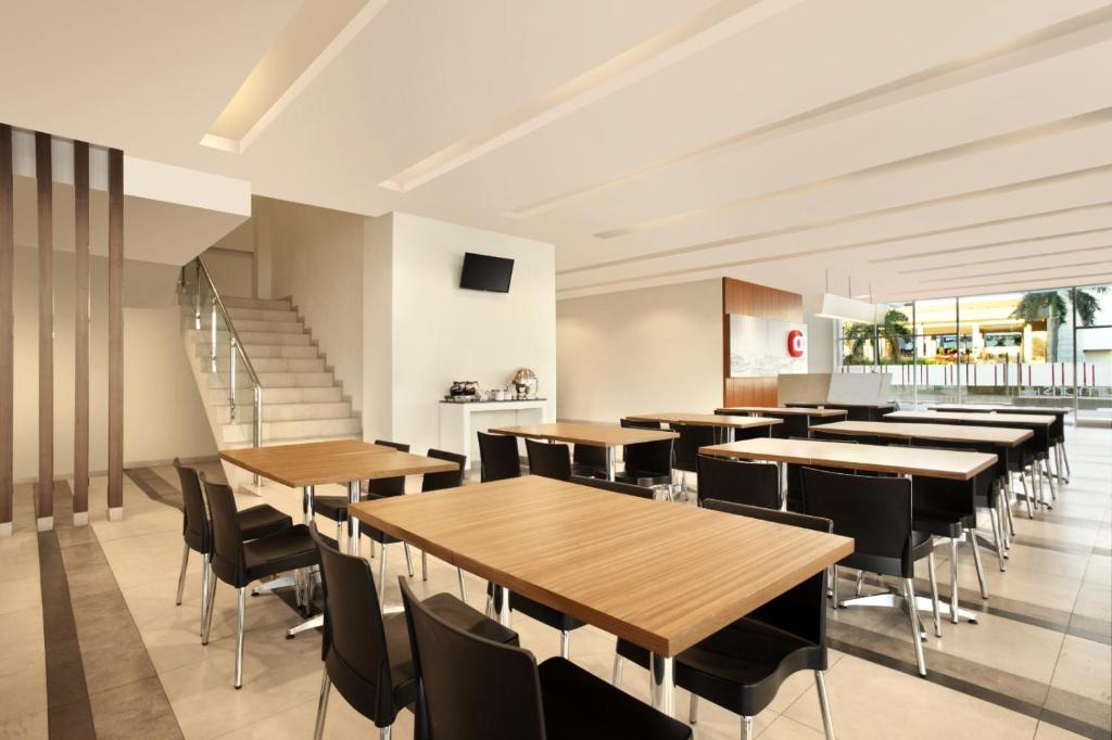 Posezení v ubytování Amaris Hotel Padang