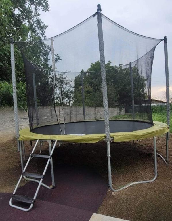 Stolní tenis v ubytování Casa Domnească nebo okolí