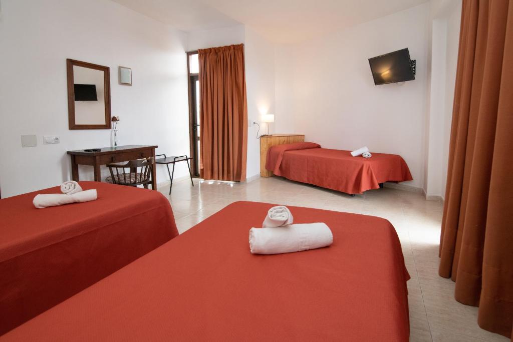 Hotel Galera, San Antonio – Updated 2023 Prices