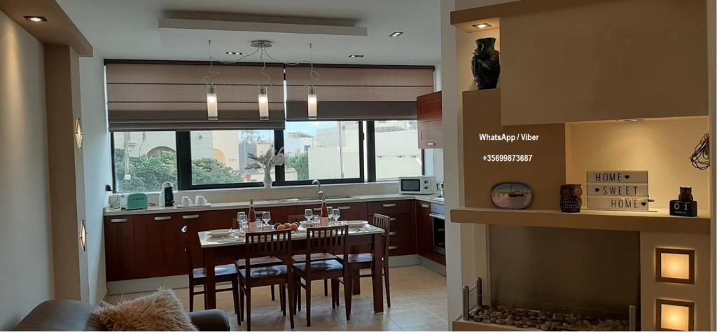 Kuchyň nebo kuchyňský kout v ubytování Joecen Apartment