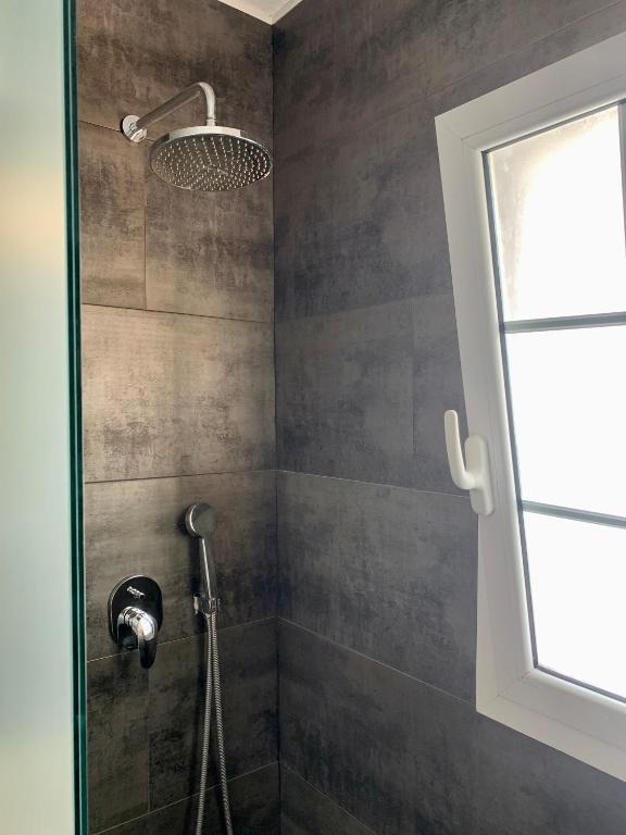 Hotel Jeni & Restaurant - 8