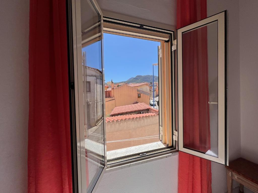 Casa Viola di Maria Gabriella, San Vito a 25 minuti da Costa Rey e Villasimius - Grote Tweepersoonskamer