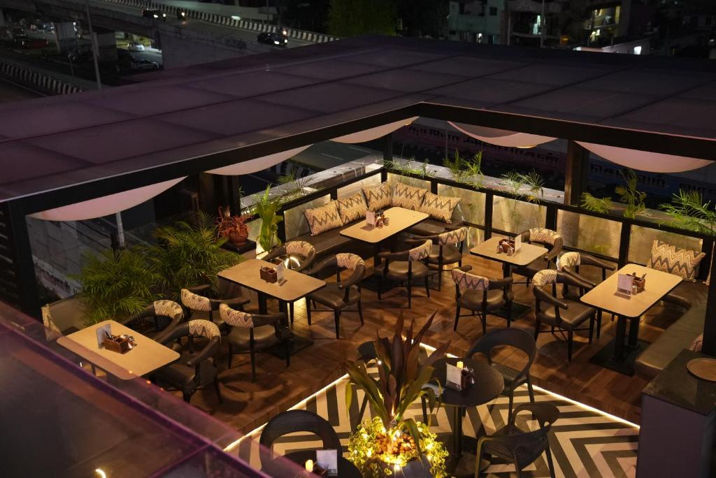 Restaurace v ubytování Hotel SRR Grand