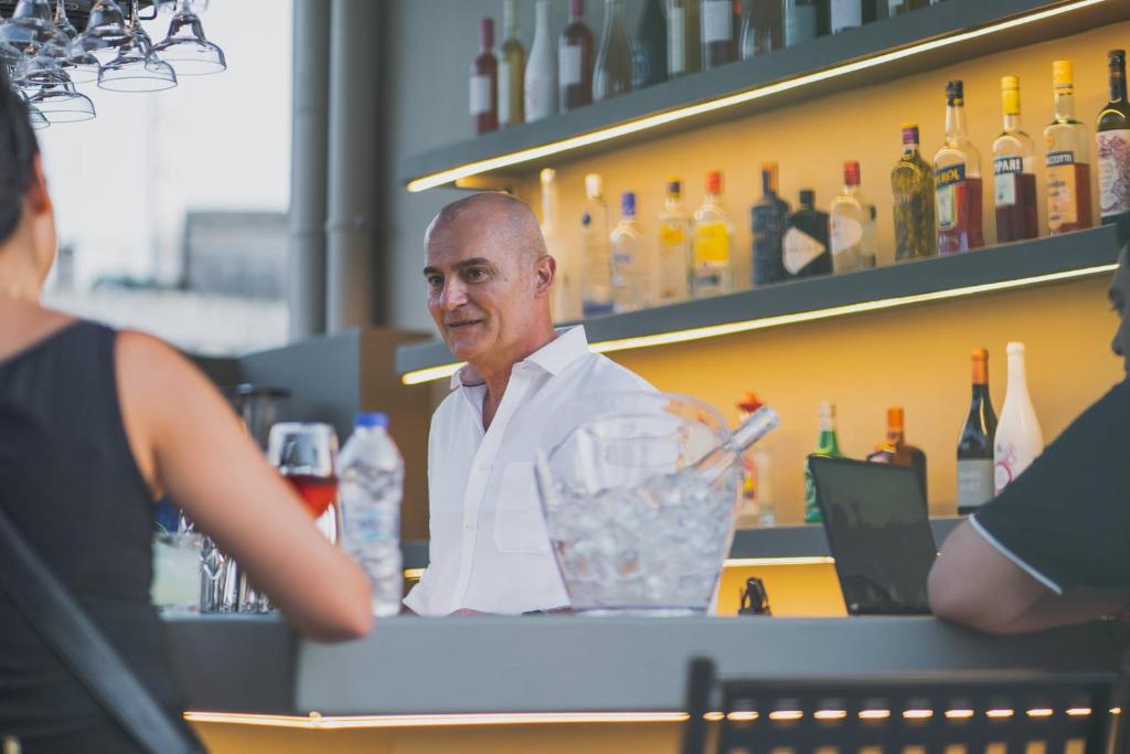 Pure Hotel by Athens Prime Hotels - Resim 42