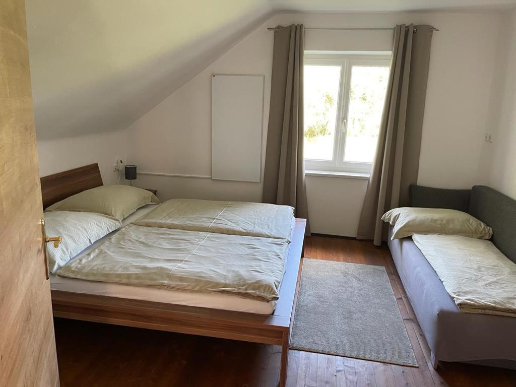 Postel nebo postele na pokoji v ubytování Ferienhaus Murtal