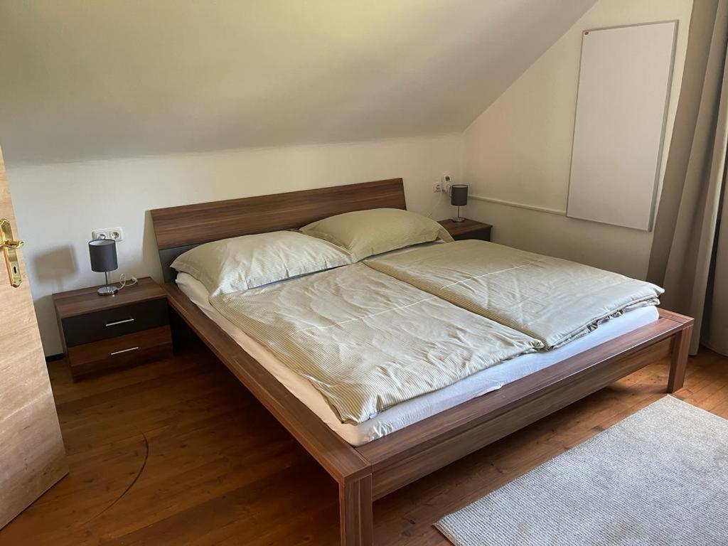 Postel nebo postele na pokoji v ubytování Ferienhaus Murtal