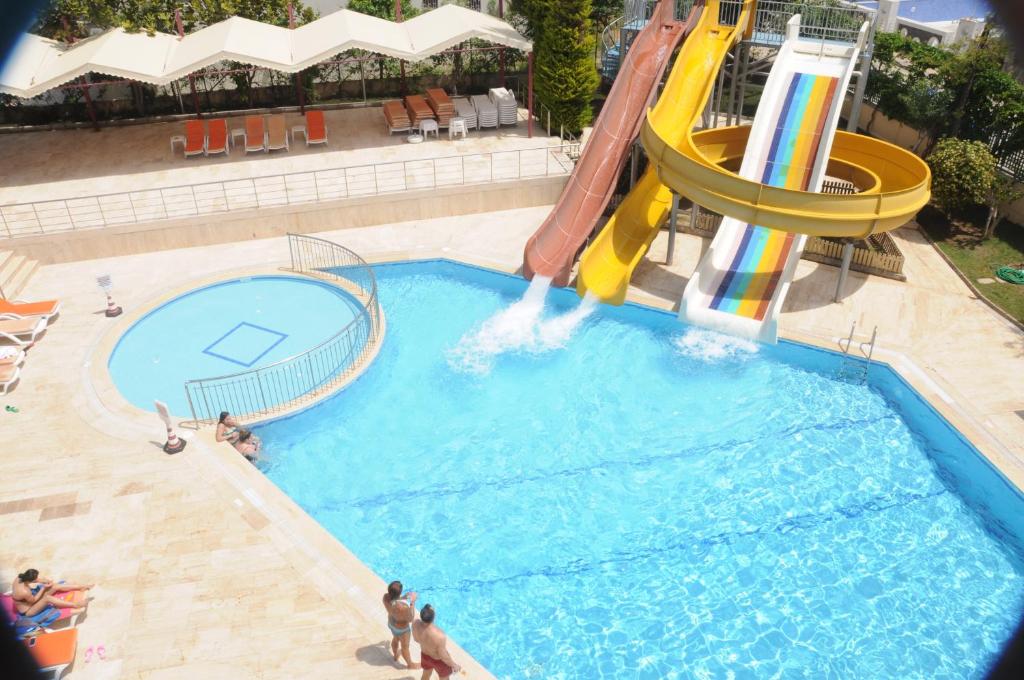 Bazén v ubytování A11 Hotel Obaköy nebo v jeho okolí