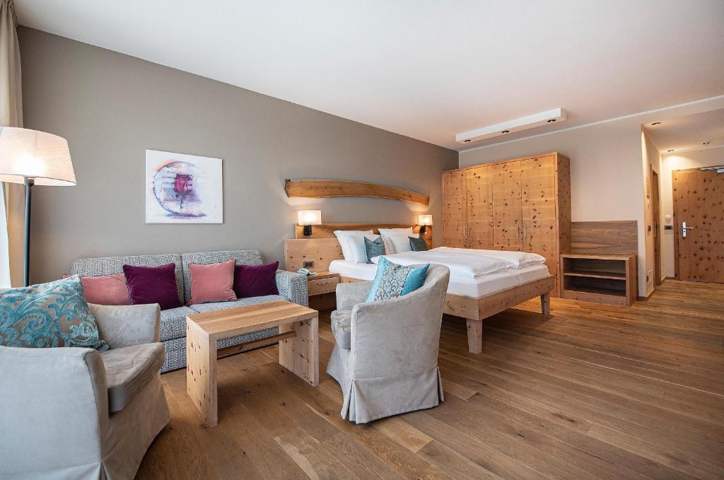 Vitalpina Hotel Waldhof - Chambre Double Deluxe Avec Balcon