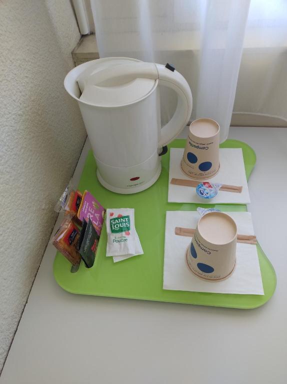 Hotel Campanile Besançon Nord Ecole Valentin - Standard Triple Room