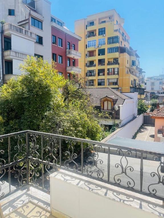 Hotel Villa Ferrari - Imazhi 6