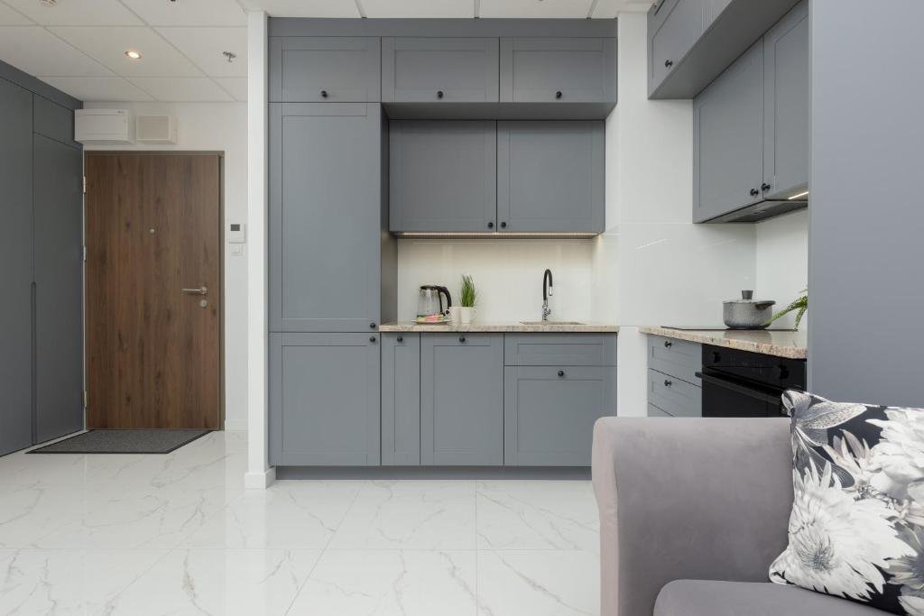 Exceptional Business Apartments by Noclegi Renters - Resim 45