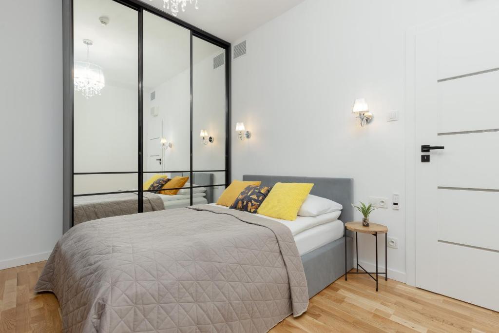 Exceptional Business Apartments by Noclegi Renters - Resim 37