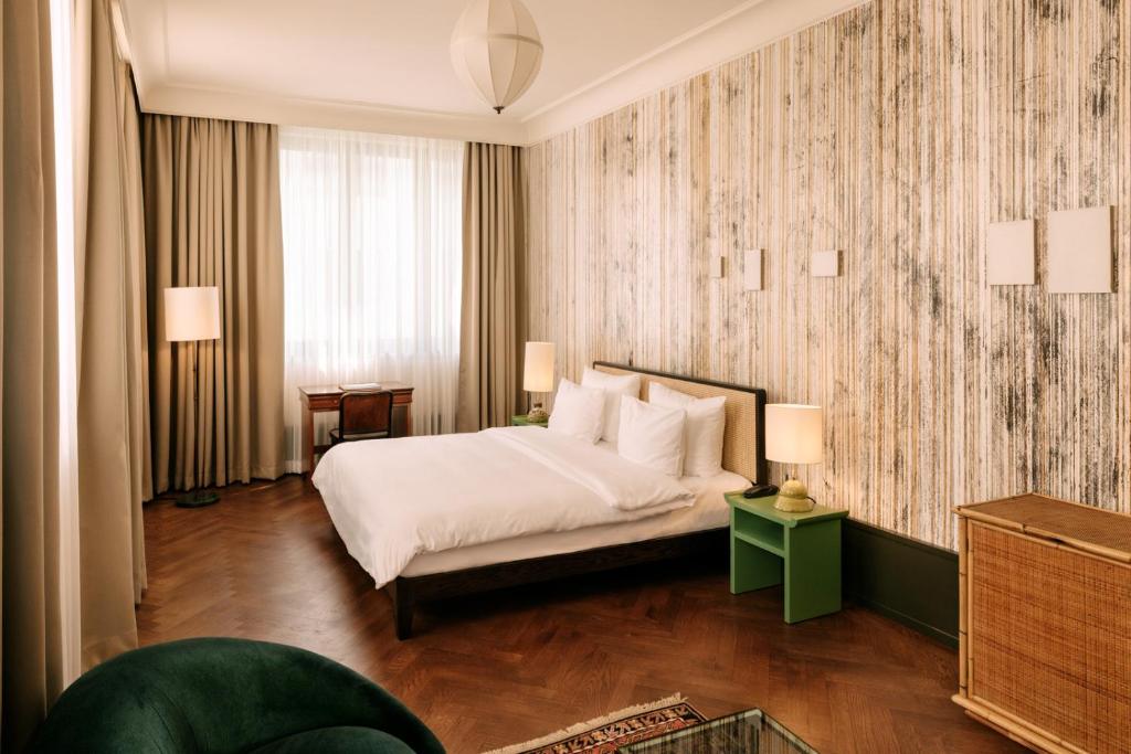 Boutique Hotel Château Royal - 9