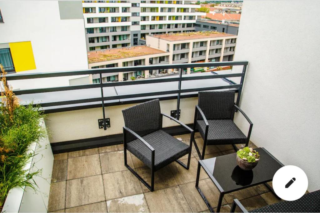 The Town Hall Residence -Welcome Home Apartment-free outdoor parking-AC - Apartamento De Una Habitación