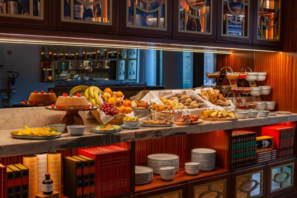 Wine & Books Lisboa Hotel - Resim 21