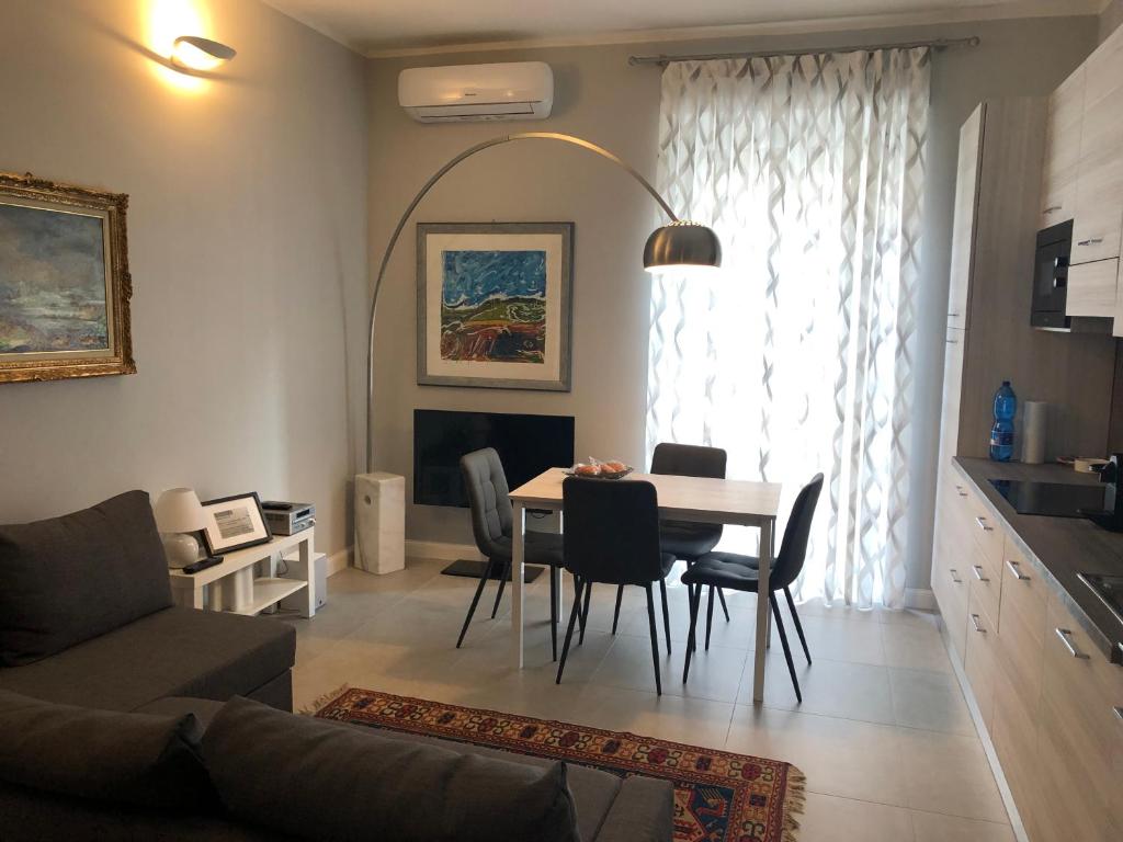 Posedenie v ubytovaní SAN FRANCESCO Apartment