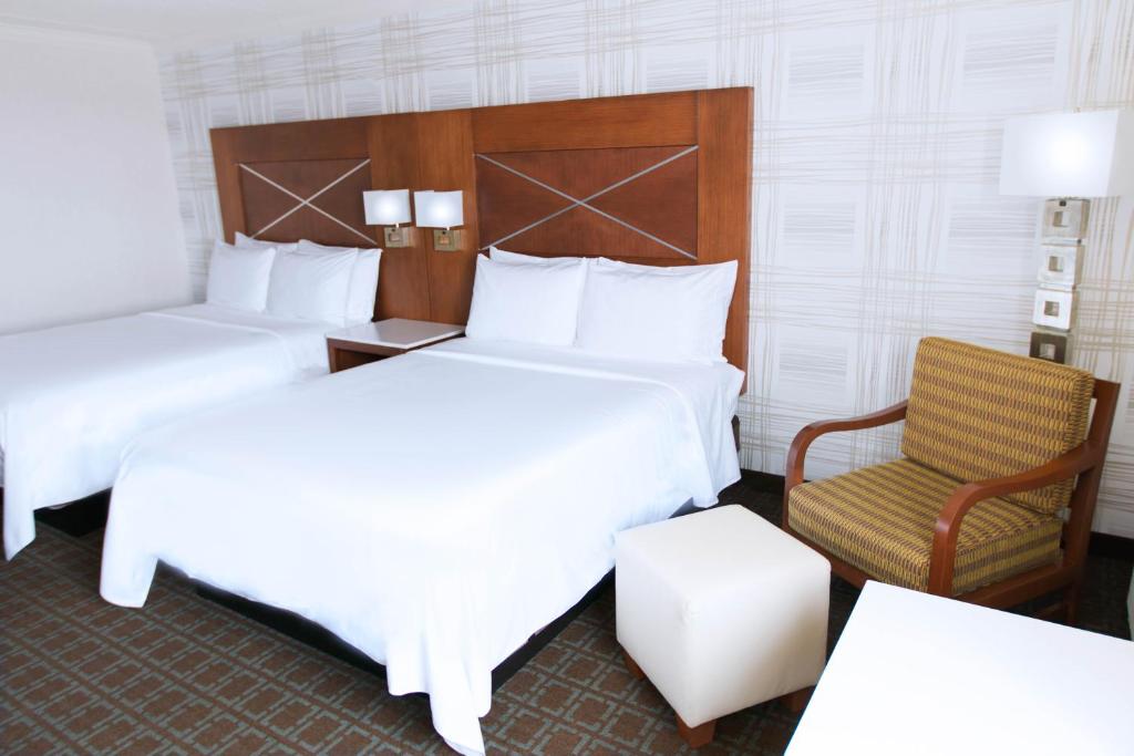 DoubleTree by Hilton Madison Downtown photo