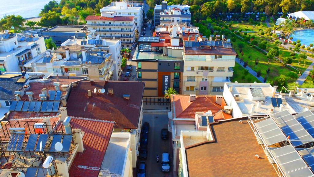 فضای داخلی İn The Middle Hotel در آنتالیا - تصویر ۳