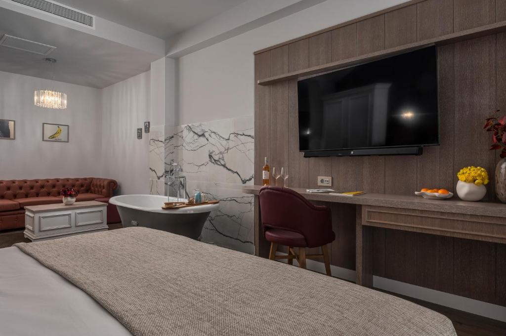 No 39 Svolou Suites - 9