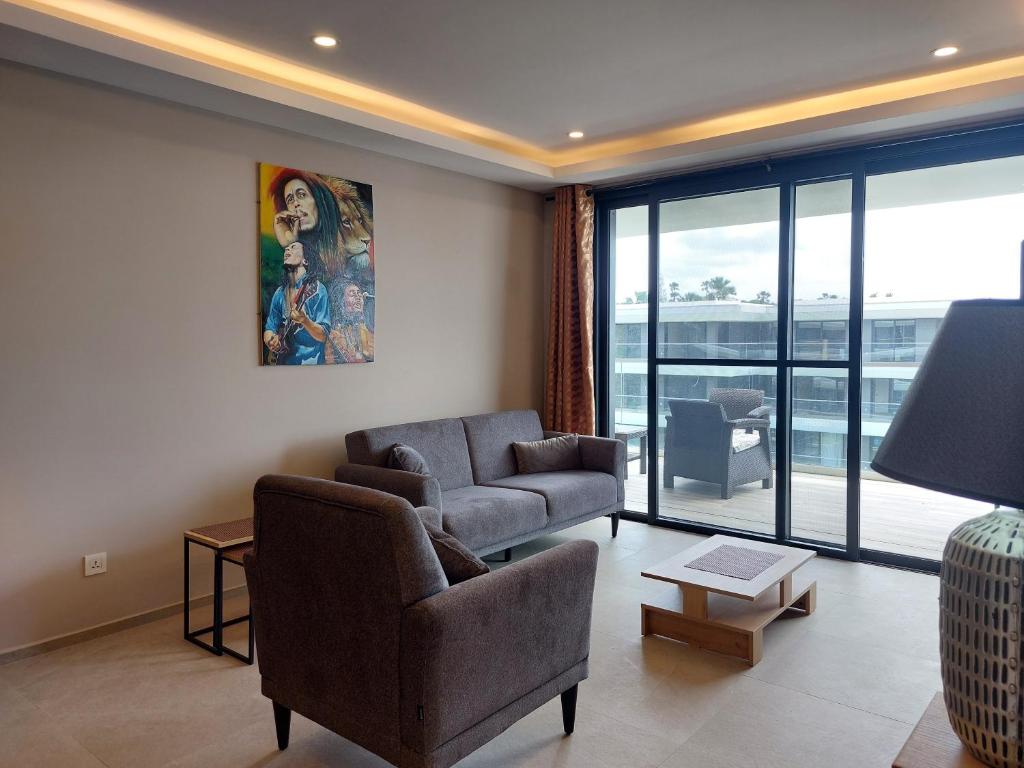 Kololi Sands Apartments - One-Bedroom Apartment With Balcony And Sea View
