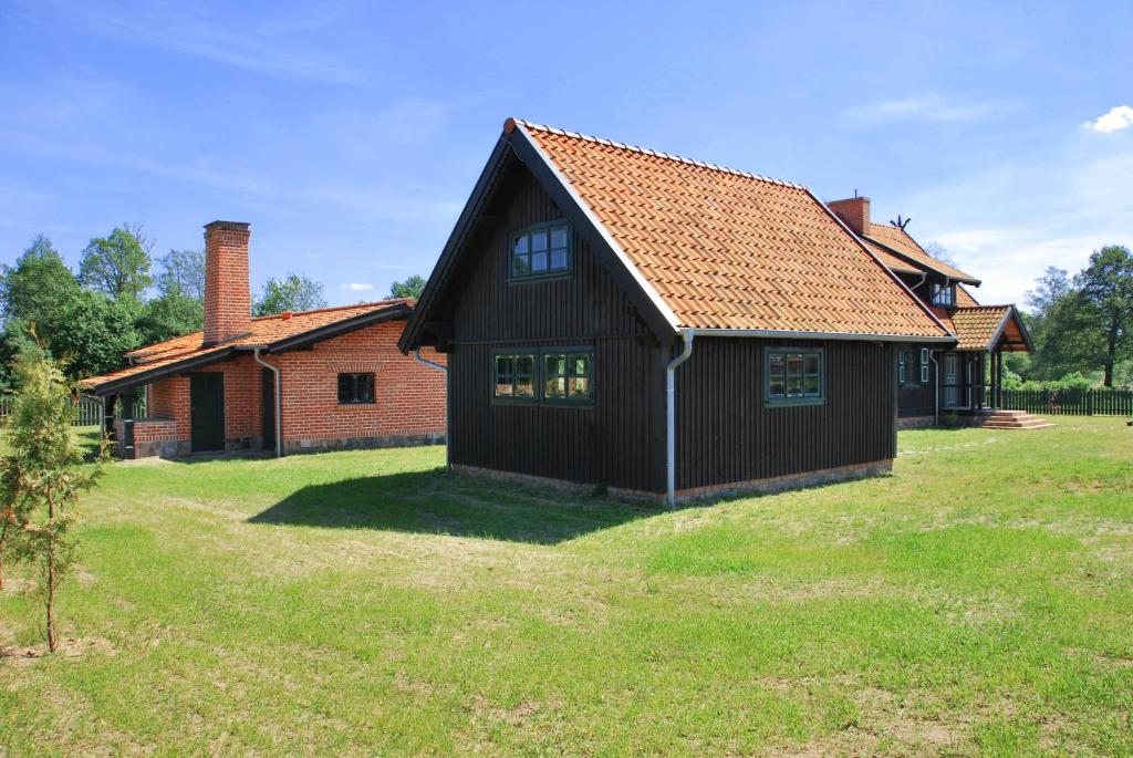 Folwark Miłkowiec - Chalet De Deux Chambres