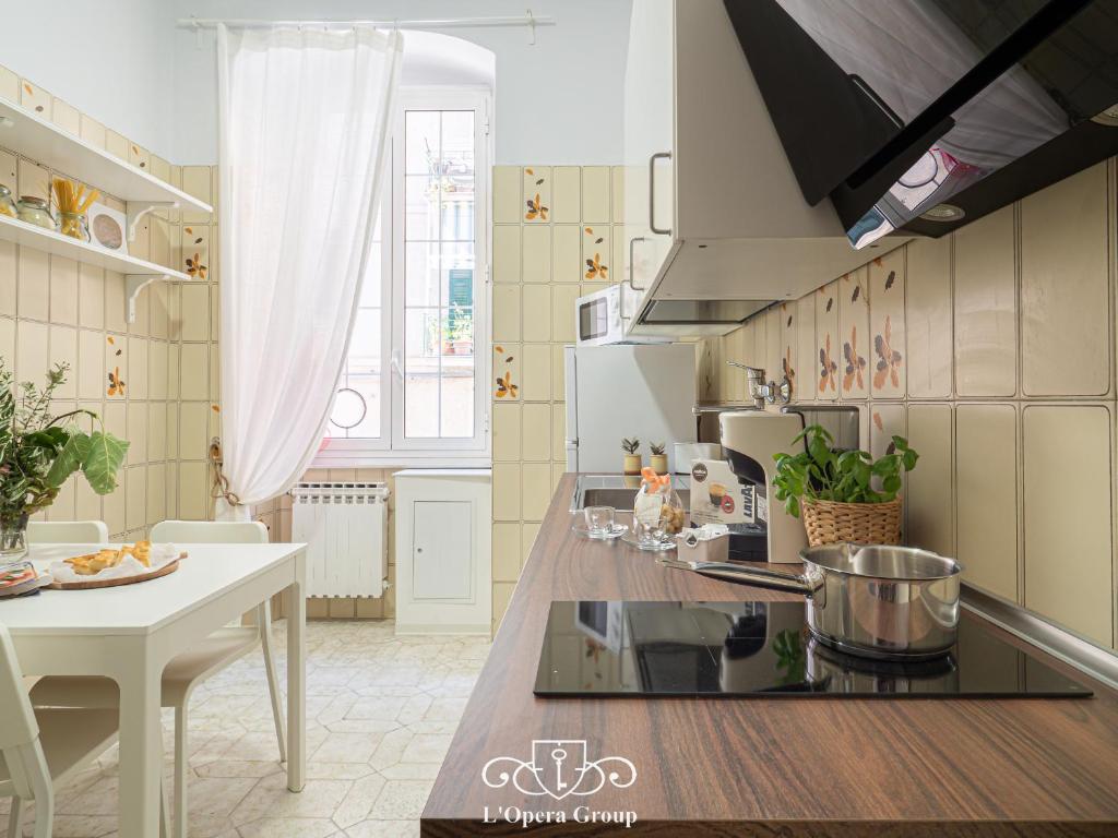 Kuchyň nebo kuchyňský kout v ubytování Casa MaNa - L'Opera Group