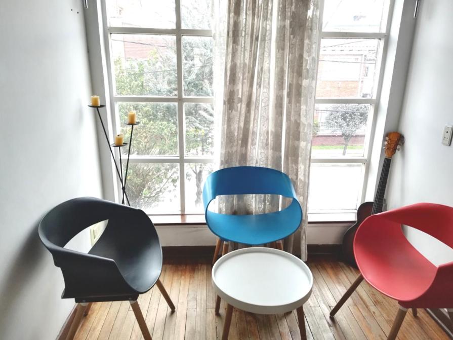 Posezení v ubytování Casa en Bogotá ubicada en zona central