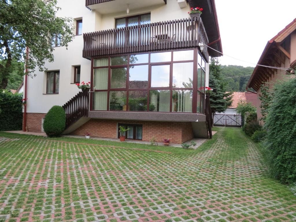 Budova, kde se bed and breakfast nachází