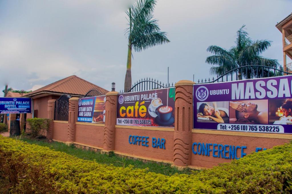 Certifikát, hodnocení, plakát nebo jiný dokument vystavený v ubytování Ubuntu Palace Hotel Kampala