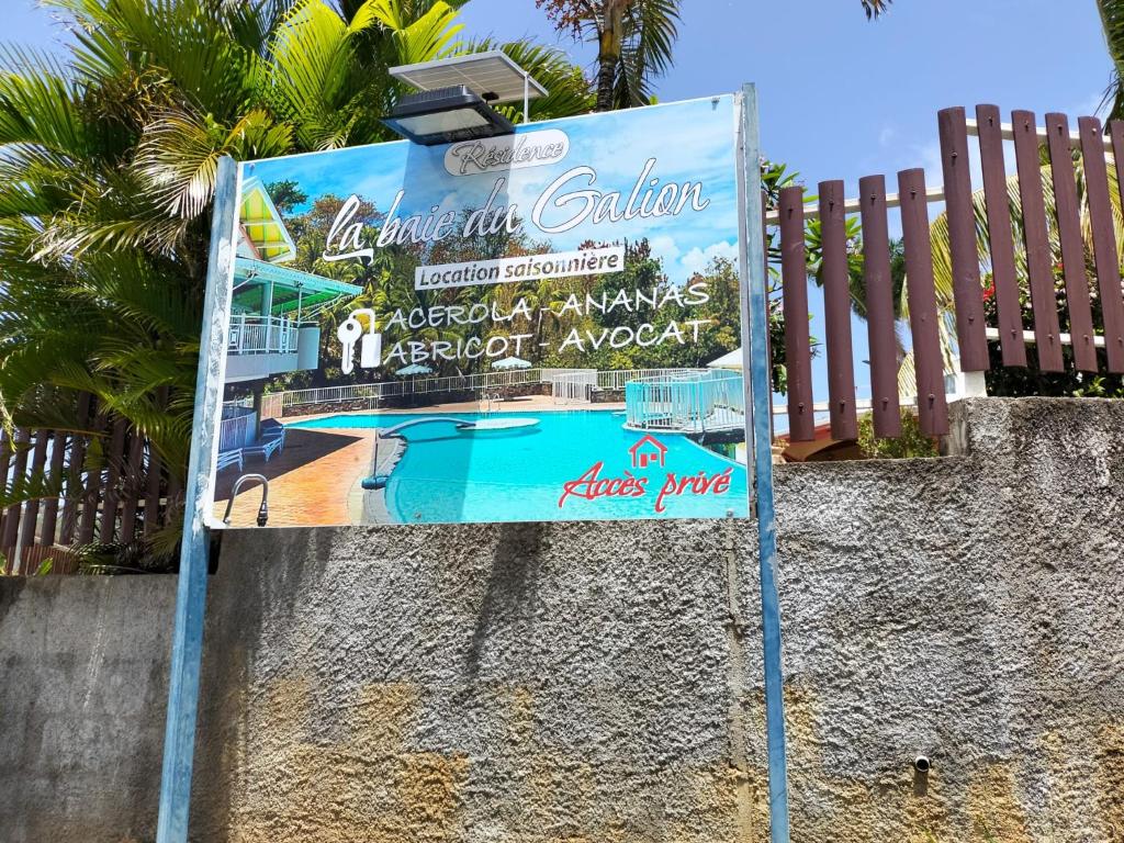 Bazén v ubytování Appartements vue mer - Résidence de la baie - Tartane nebo v jeho okolí