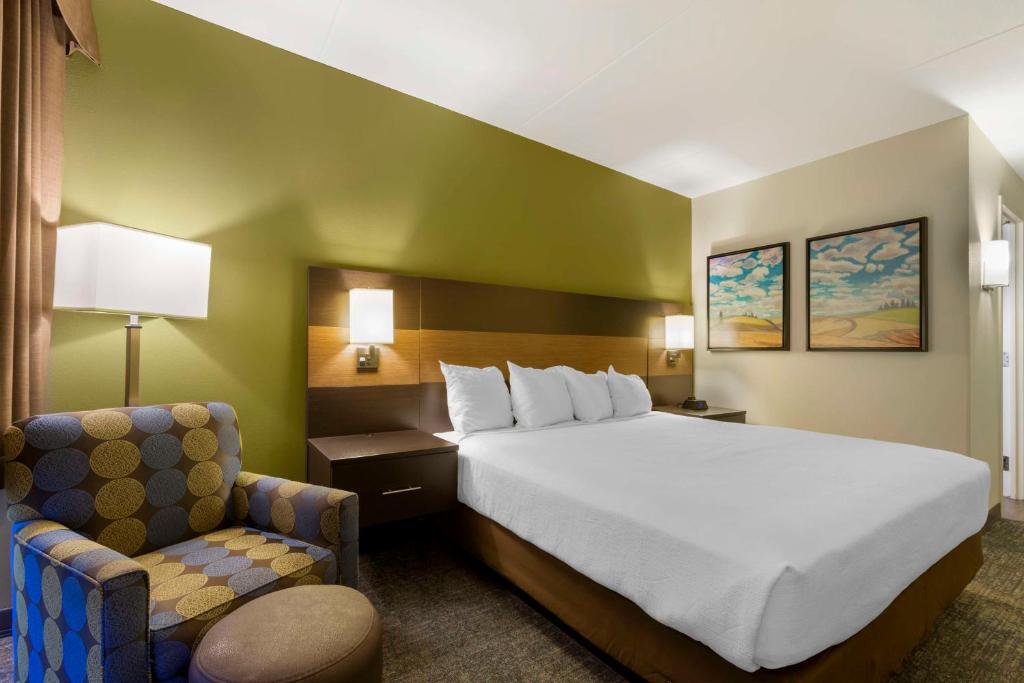 Best Western Plus University Inn photo
