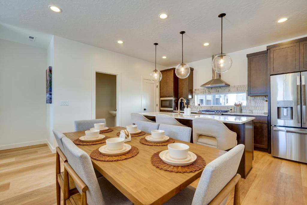 Mountain Green Luxury Retreat By Snowbasin Resort! - Casa De Vacaciones