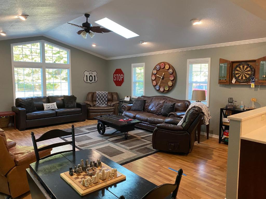 Get away in the Redwoods, Crescent City (updated prices 2024)