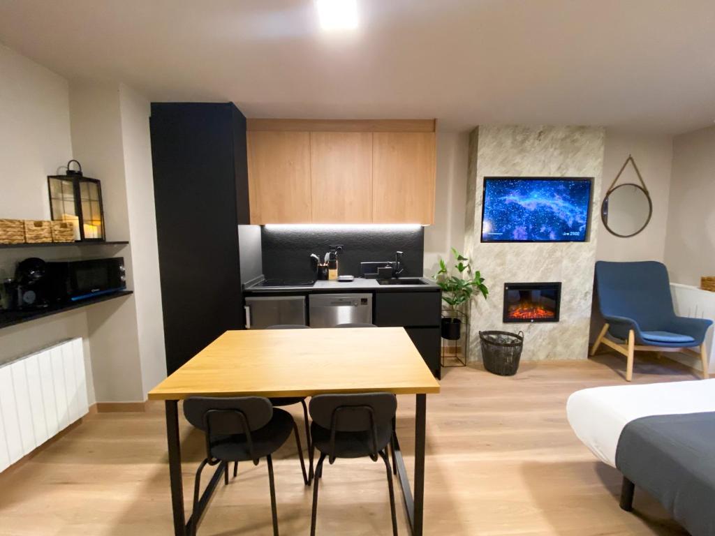 Köök või kööginurk majutusasutuses Modern Blue Studio En Valle De Incles - Parking Gratis l by BonesVacances