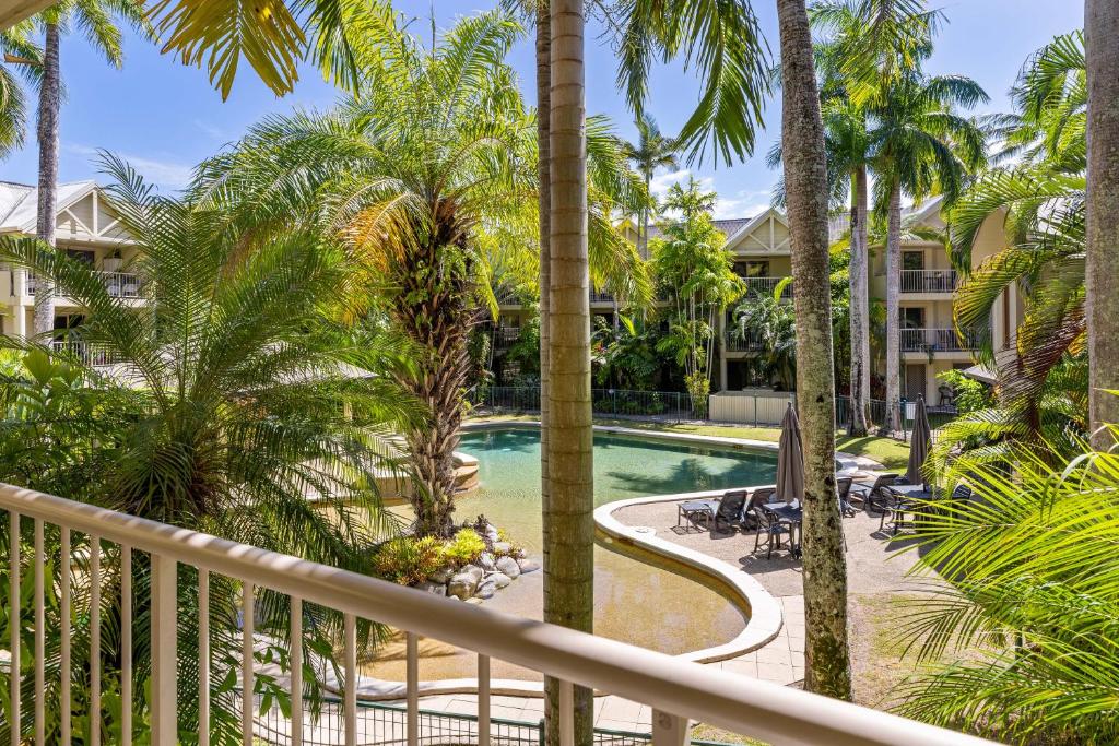 Bazén v ubytování Port Douglas Sands Resort nebo v jeho okolí