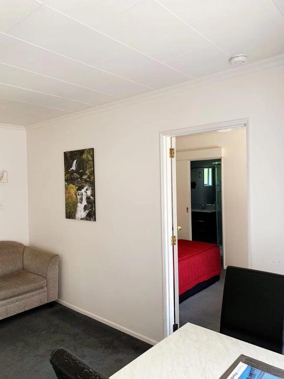 Amber Court Motel - Resim 27